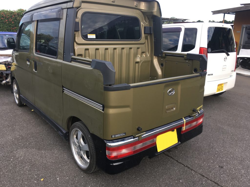 ハイゼットデッキバン板金塗装